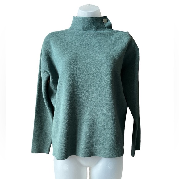 Ladies Tahari Green Mock Neck Long Sleeve Sweater Size Medium - Picture 1 of 5